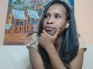 Rsylvia1's Live Webcam