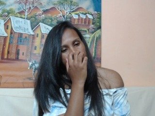 Rsylvia1's Live Webcam