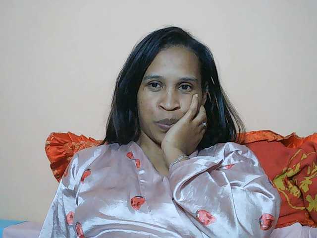 rsylvia1 cam belle
