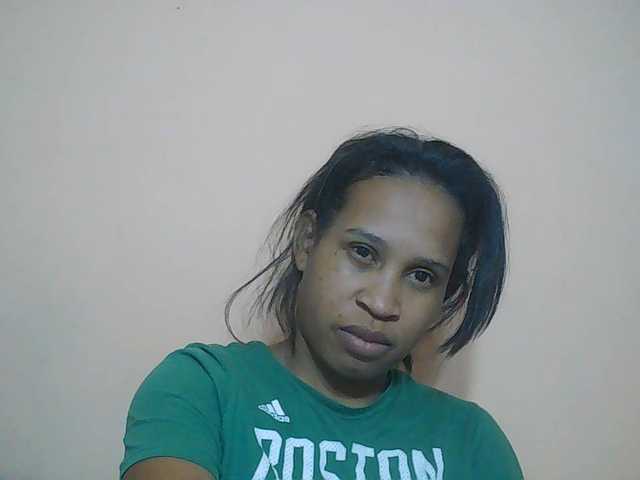 Rsylvia1 live cam on BongaCams