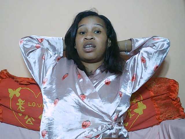 Rsylvia1 live cam on BongaCams