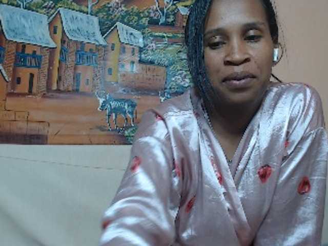 Rsylvia1 live cam on BongaCams