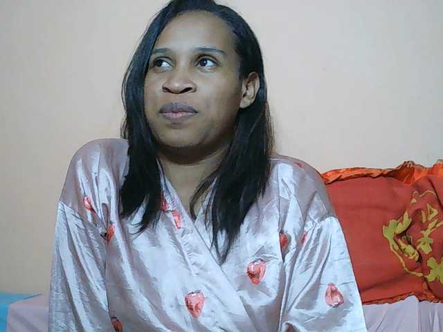 Rsylvia1 live cam on BongaCams