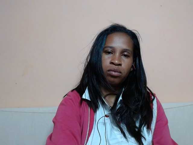 Rsylvia1 live cam on BongaCams