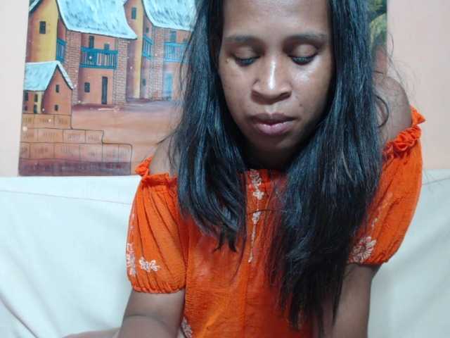 Rsylvia1 live cam on BongaCams