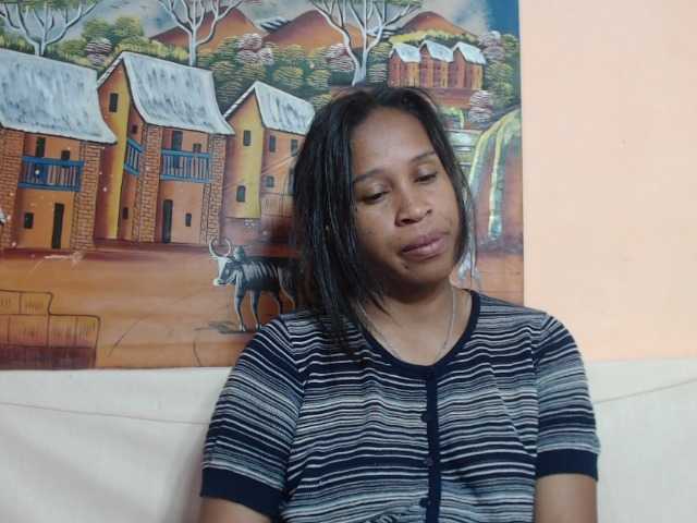 Rsylvia1 live cam preview
