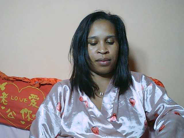 Rsylvia1 live cam on BongaCams