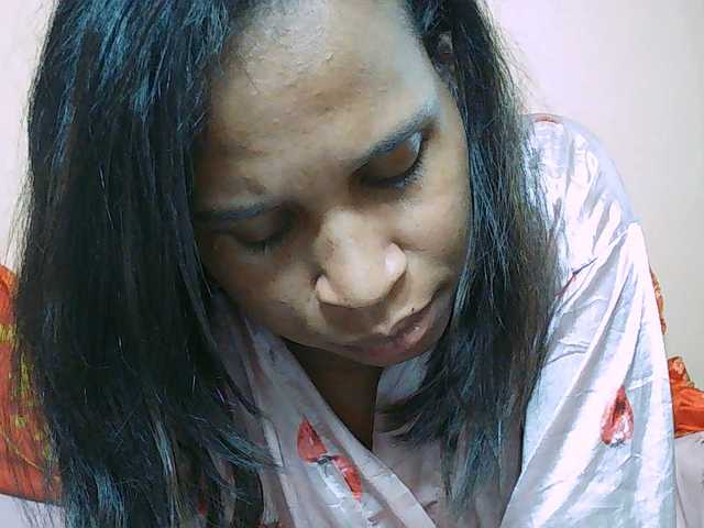 Rsylvia1 live cam on BongaCams