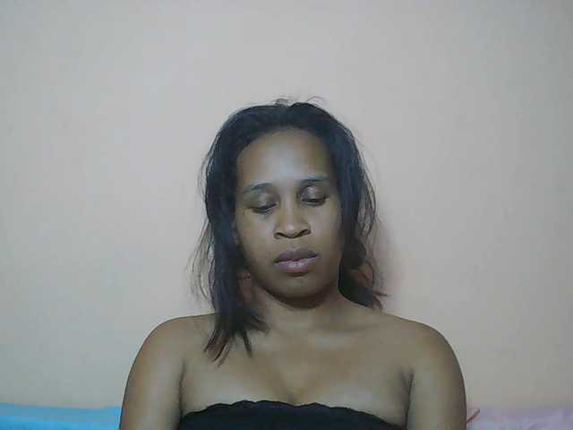 Rsylvia1 live cam on BongaCams