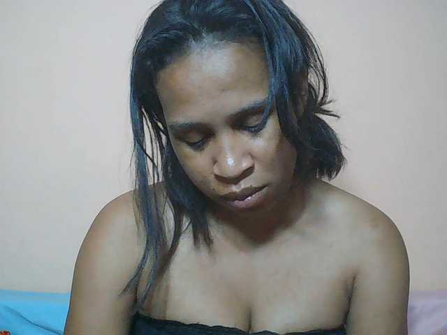 Rsylvia1 live cam on BongaCams