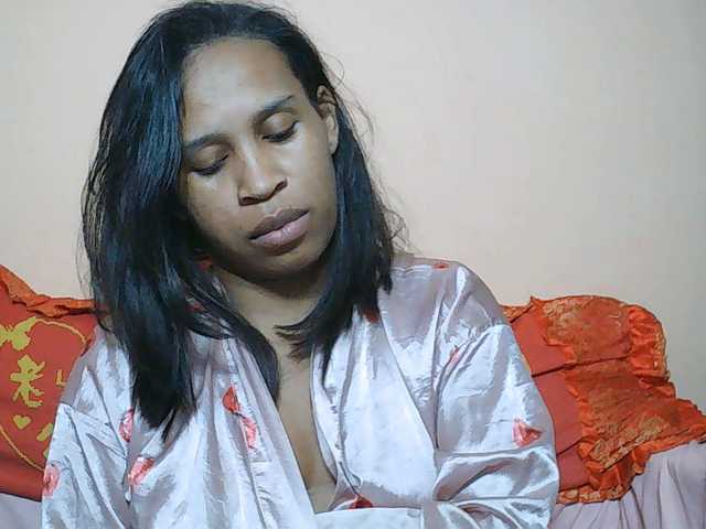 Rsylvia1 live cam on BongaCams