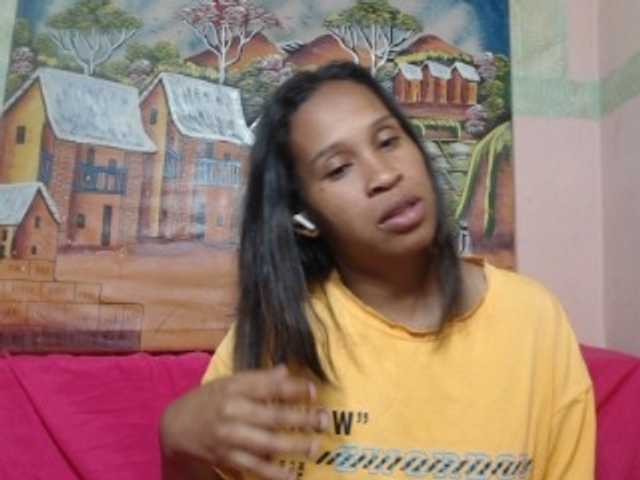Rsylvia1 live cam on BongaCams
