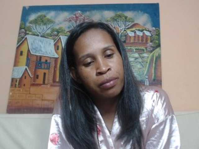 Rsylvia1 live cam on BongaCams