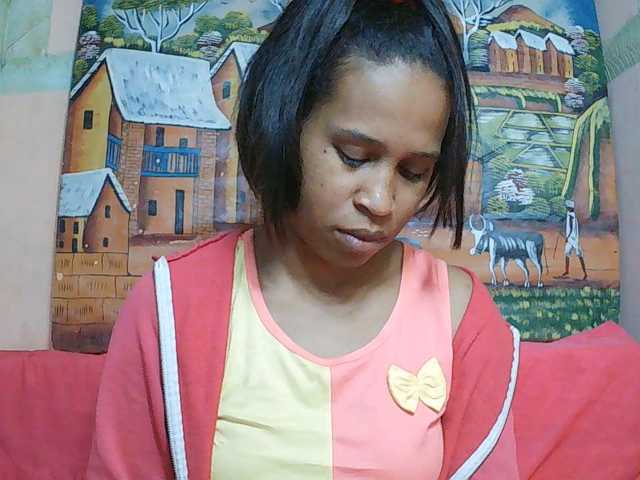 Rsylvia1 live cam on BongaCams
