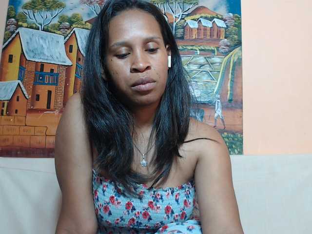 Rsylvia1 live cam on BongaCams