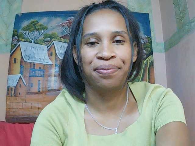Rsylvia1 live cam on BongaCams