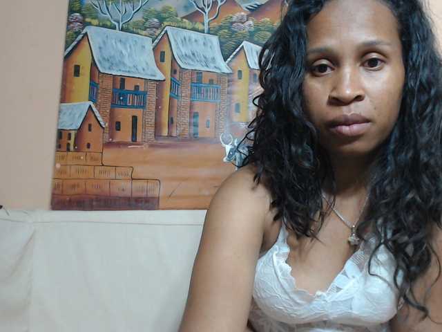 Rsylvia1 live cam preview