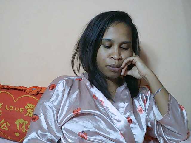 Rsylvia1 live cam on BongaCams