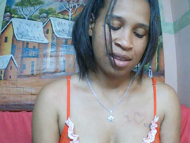 Rsylvia1 live cam on BongaCams