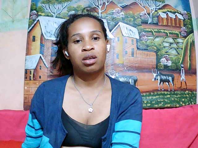Rsylvia1 live cam on BongaCams