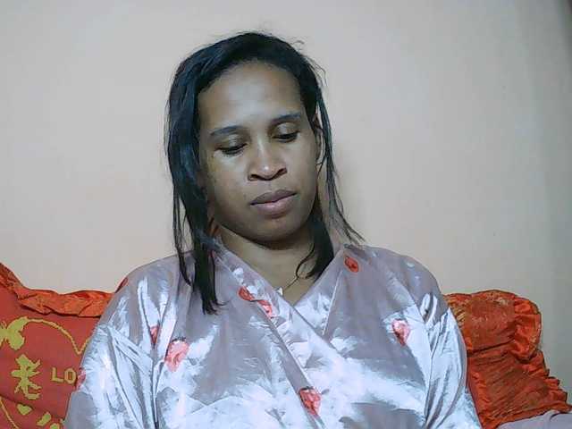 Rsylvia1 live cam on BongaCams