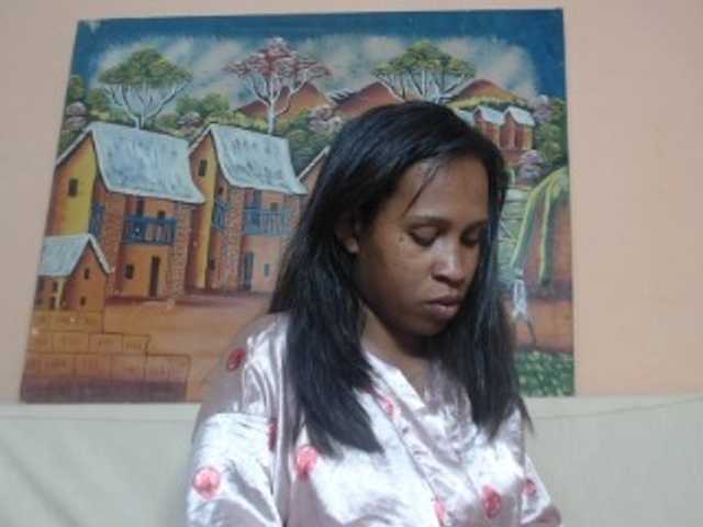 Rsylvia1 live cam on BongaCams