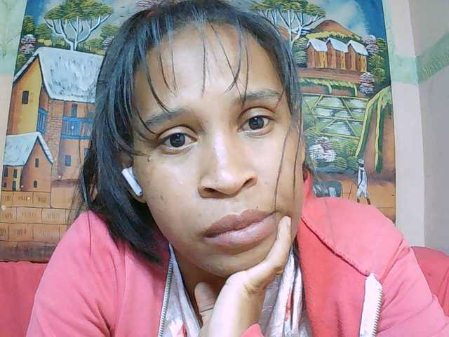 Rsylvia1 live cam on BongaCams