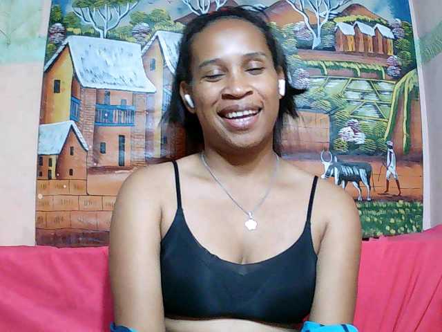 Rsylvia1 live cam on BongaCams