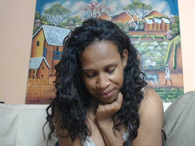 Rsylvia1 live cam on BongaCams