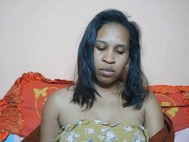 Rsylvia1 live cam on BongaCams