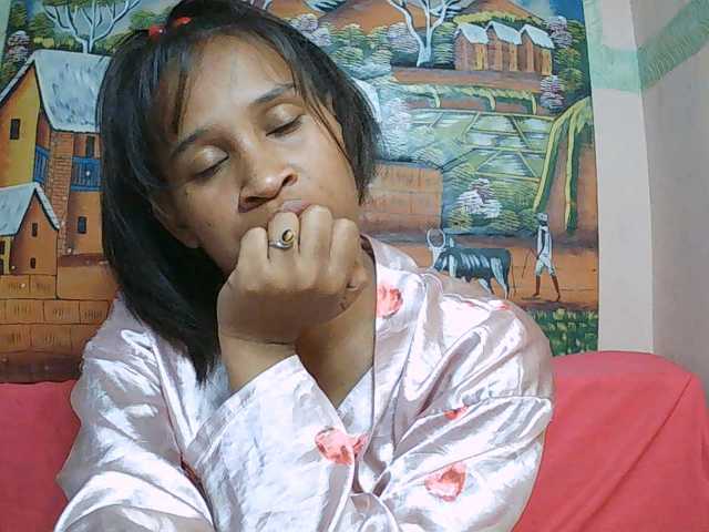 Rsylvia1 live cam on BongaCams