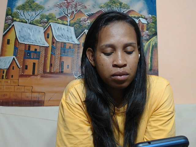 Rsylvia1 — live female cam