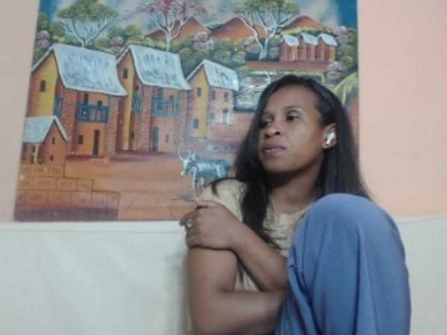 Rsylvia1 live cam on BongaCams