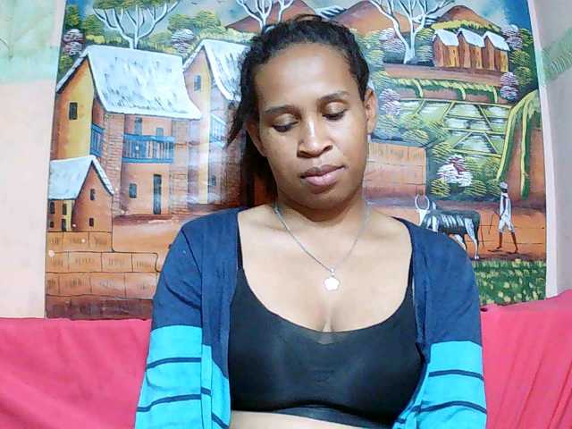 Rsylvia1 live cam on BongaCams