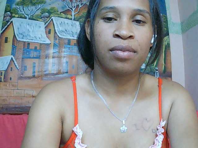 Rsylvia1 live cam on BongaCams