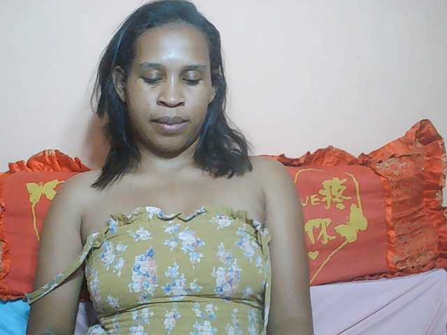 Rsylvia1 live cam on BongaCams