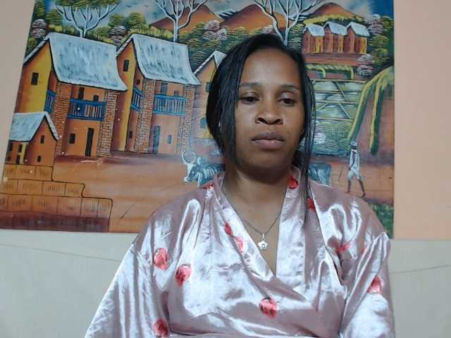 Rsylvia1 live cam on BongaCams