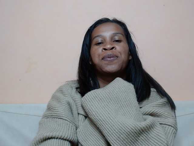 Rsylvia1 live cam on BongaCams