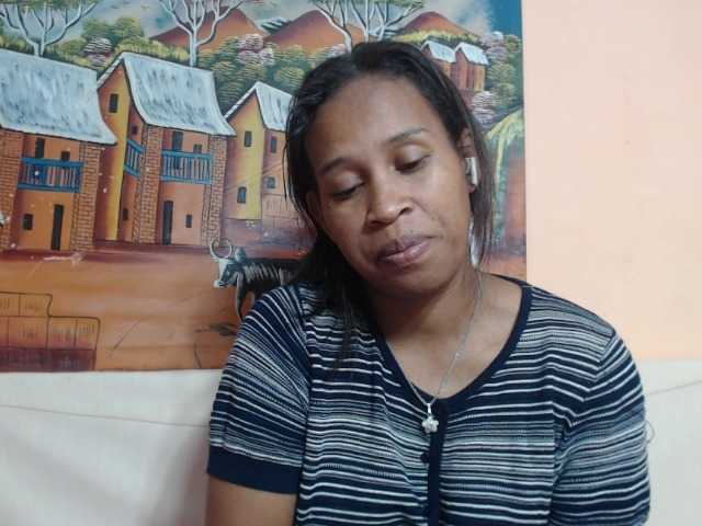Rsylvia1 live cam preview