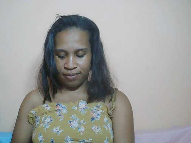 Rsylvia1 live cam on BongaCams