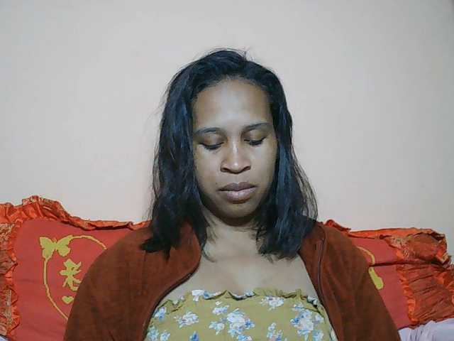 Rsylvia1 live cam on BongaCams