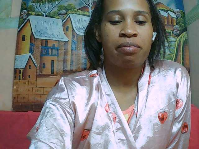 Rsylvia1 live cam on BongaCams