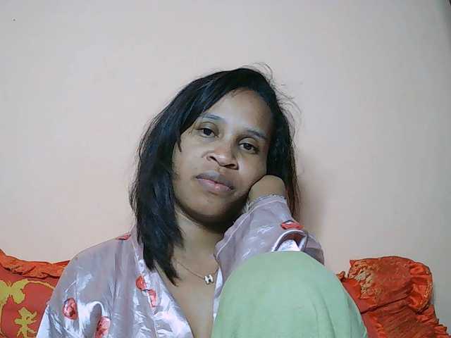 Rsylvia1 Live Cam on BongaCams