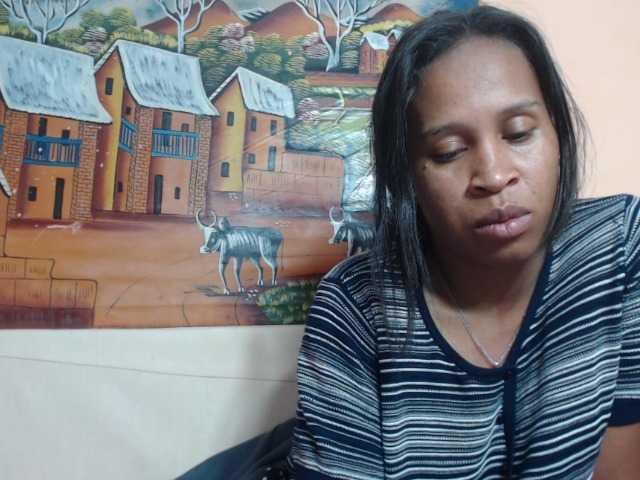 Rsylvia1 live cam on BongaCams
