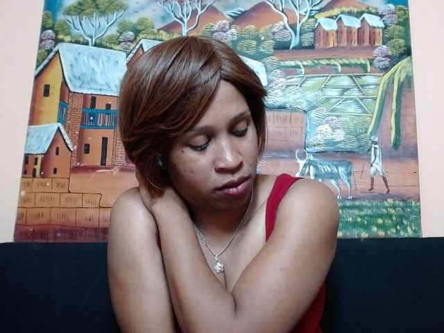 Rsylvia1 live cam on BongaCams