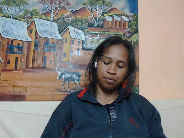 Rsylvia1 live cam preview