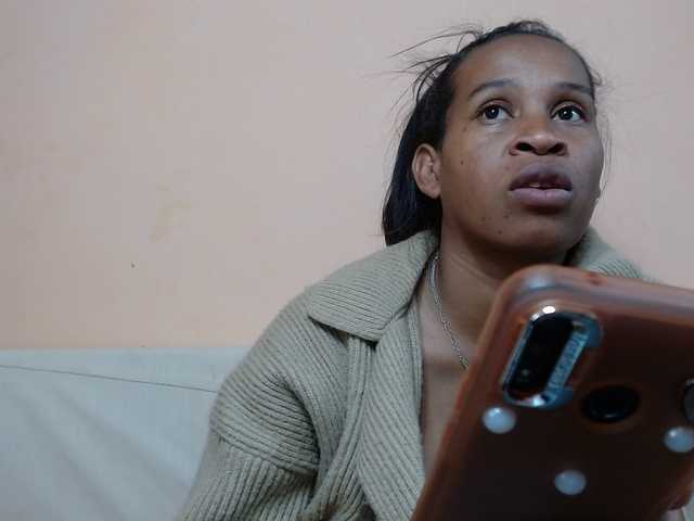 Rsylvia1 live cam on BongaCams
