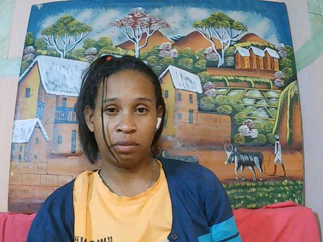 Rsylvia1 live cam on BongaCams