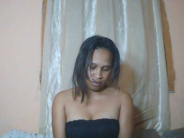 Rsylvia1 live cam on BongaCams