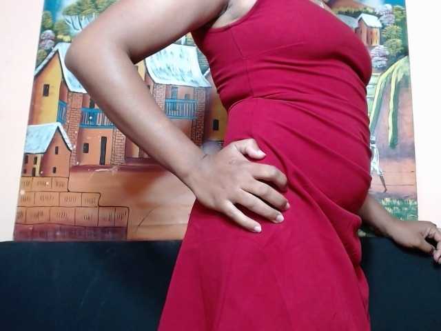 Rsylvia1 live cam on BongaCams